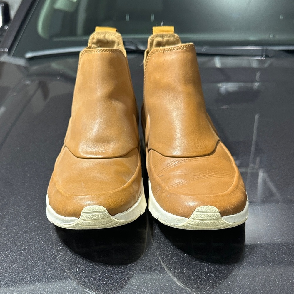 Nike Kids Brown Slip-On Sneakers